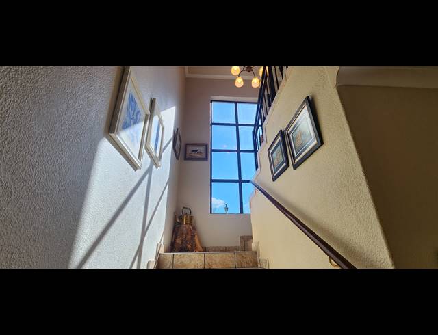 3 BEDROOM HOUSE FOR SALE IN VANDERBIJLPARK SW 5
